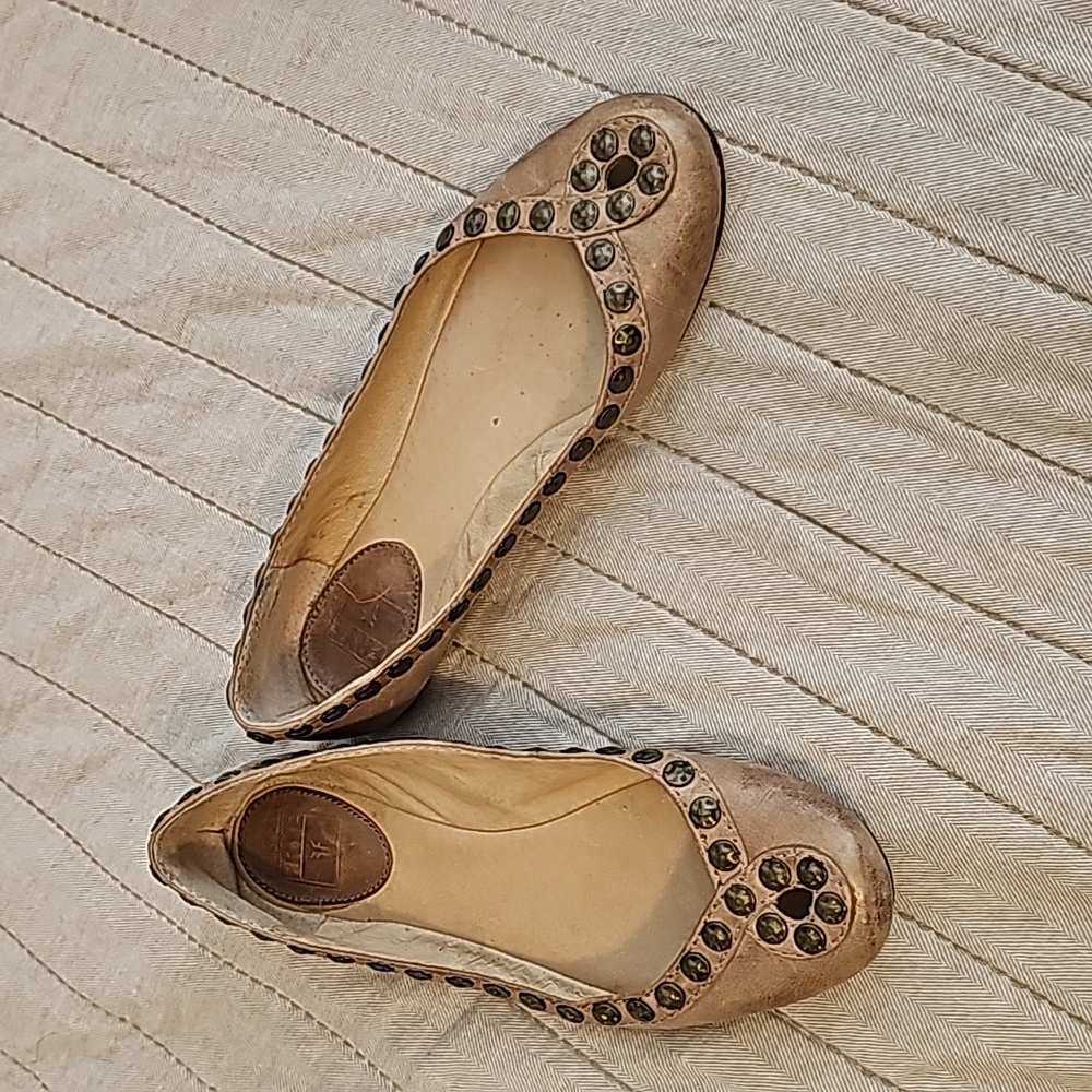 Frye Emma hammered stud leather ballet flats
